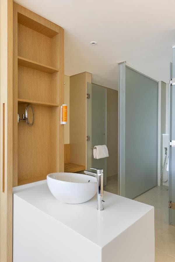 Premier Inn Dubai Ibn Battuta Mall - image 4