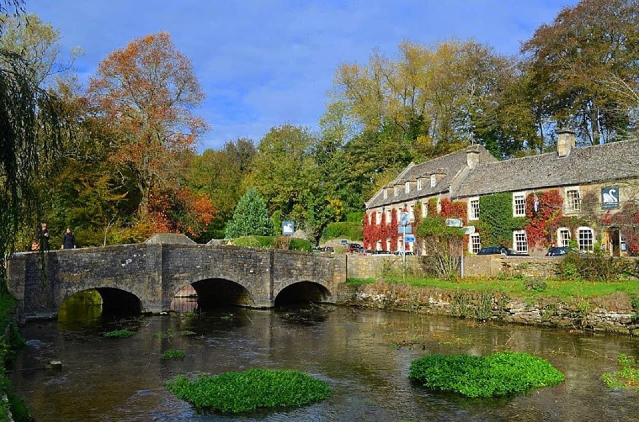 Cotswolds Village Tour with Lunch - image 11