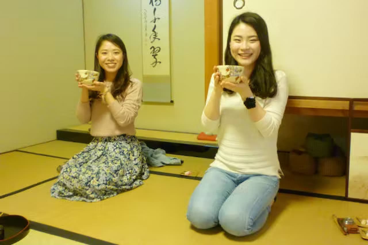 Tea Ceremony Experience at Nara Kissakoan - image 3