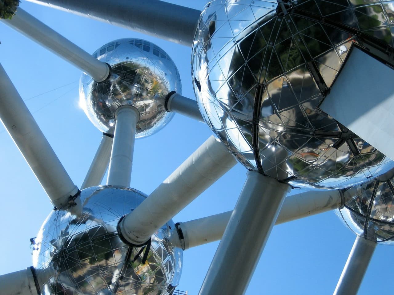 Atomium & Design Museum Ticket - image 3