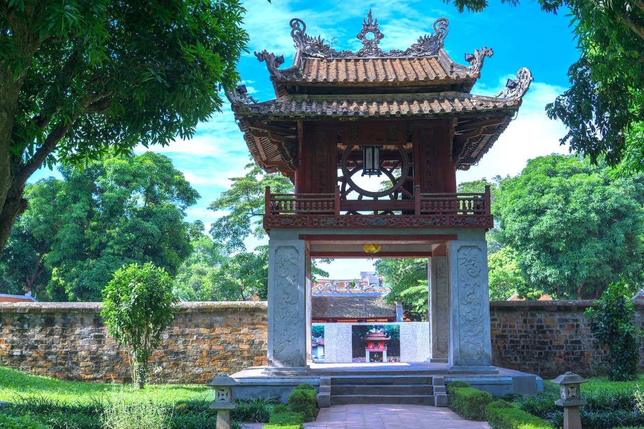 Hanoi Highlights City Tour: Ho Chi Minh Mausoleum, Temple of Literature, Tran Quoc Pagoda - main image