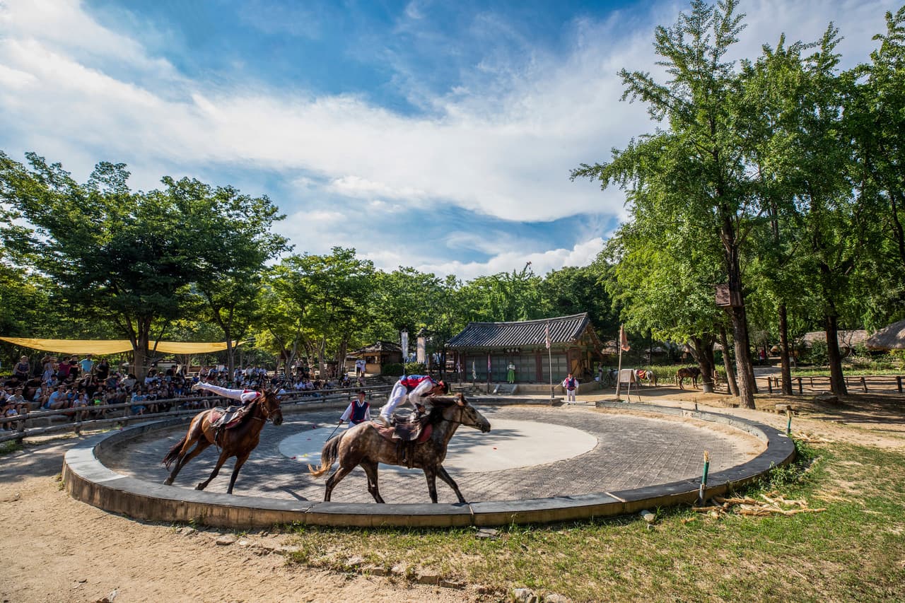 Korean Folk Village and Suwon Hwaseong Fortress Full-Day Tour from Seoul - main image