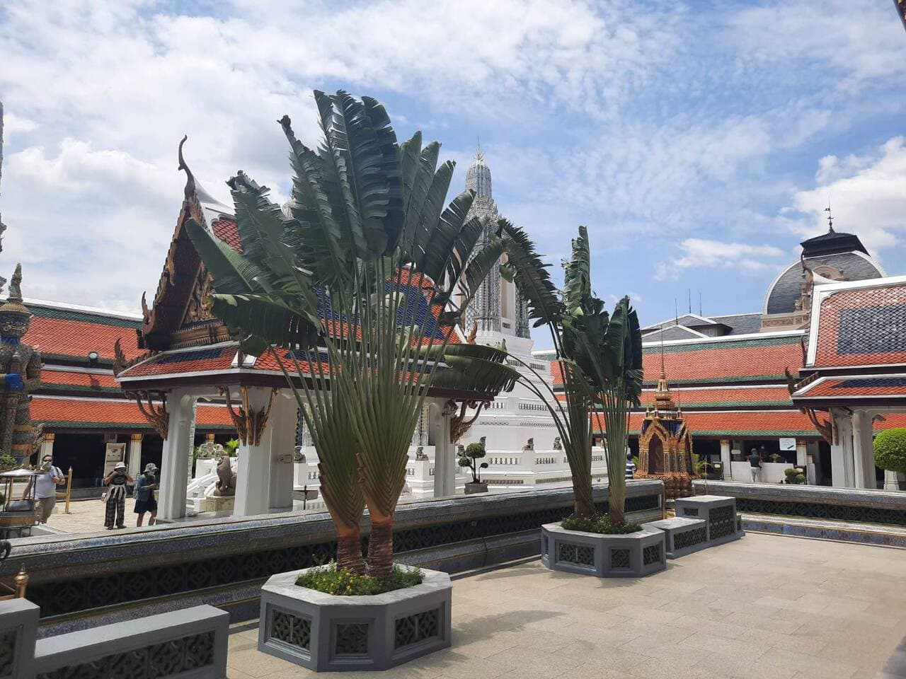 Grand Palace and Wat Phra Kaew Walking Tour - image 12