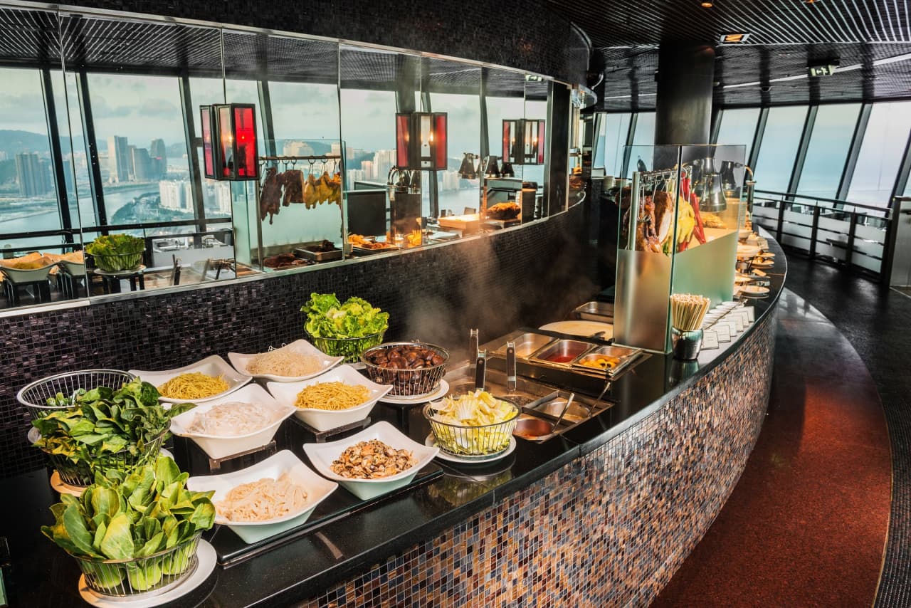Macau Tower: 360 Cafe - image 5