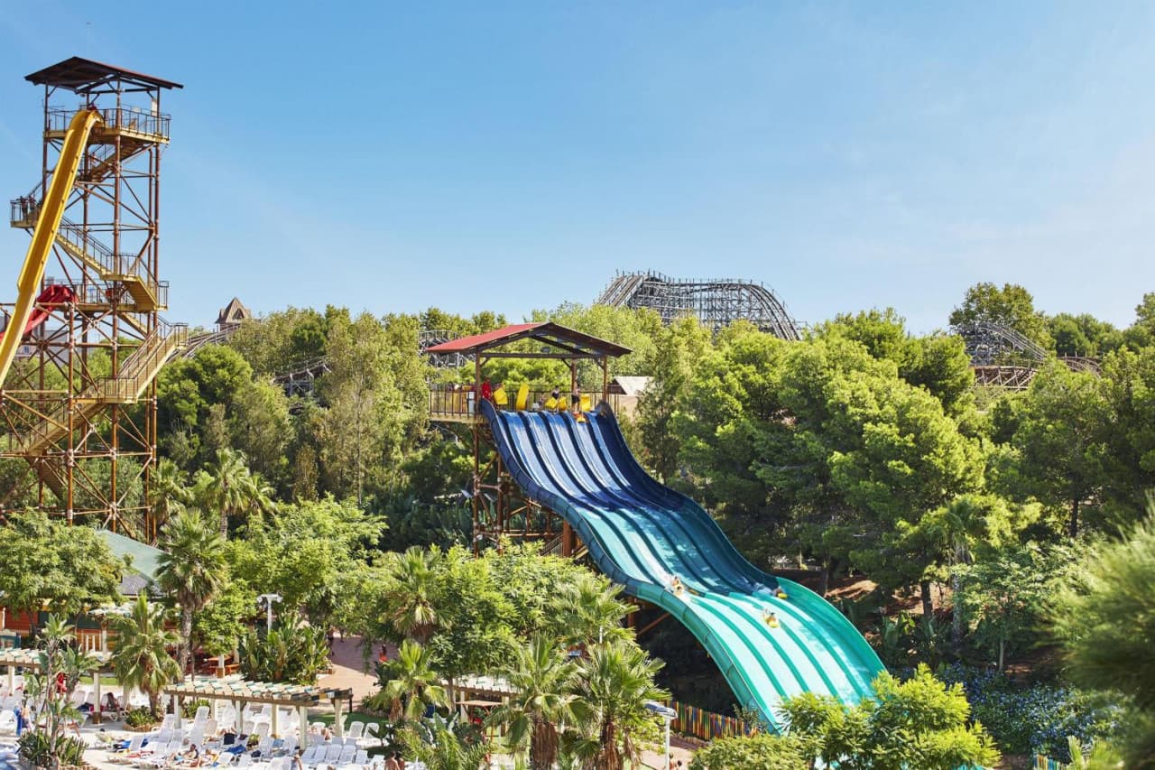 Caribe Aquatic Park Tour from Barcelona - image 4