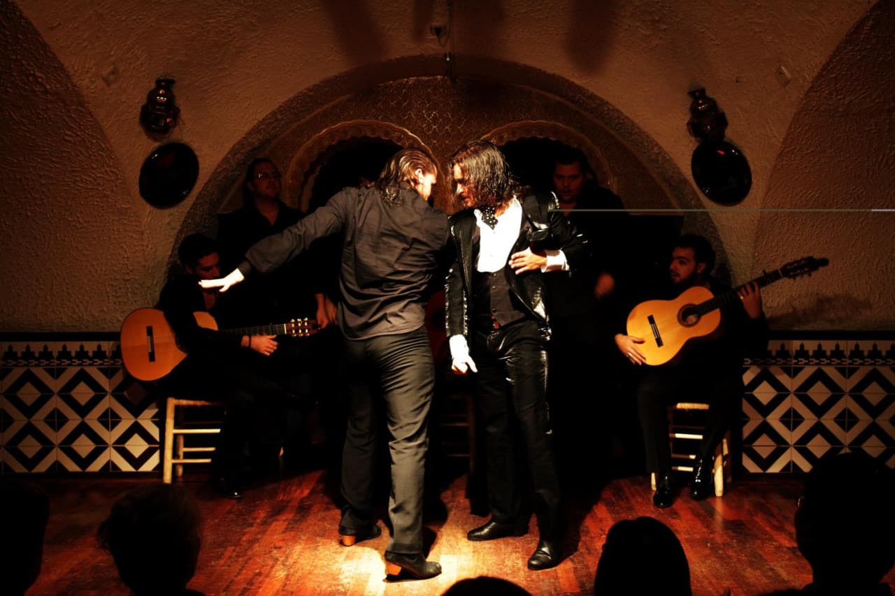 Flamenco Show at Tablao Cordobes - imagen 2