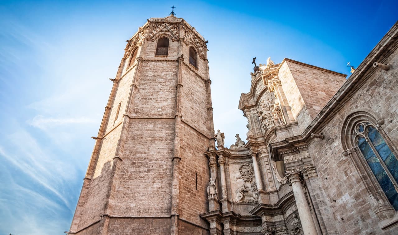 Valencia Cathedral & Holy Grail Tour with English-Speaking Guide & Fast Track Entry - image 8