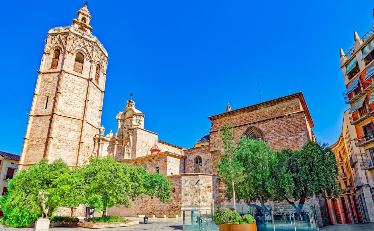 Tour por la catedral de Valencia y el Santo Grial con guía de habla inglesa y acceso sin filas - imagen principal