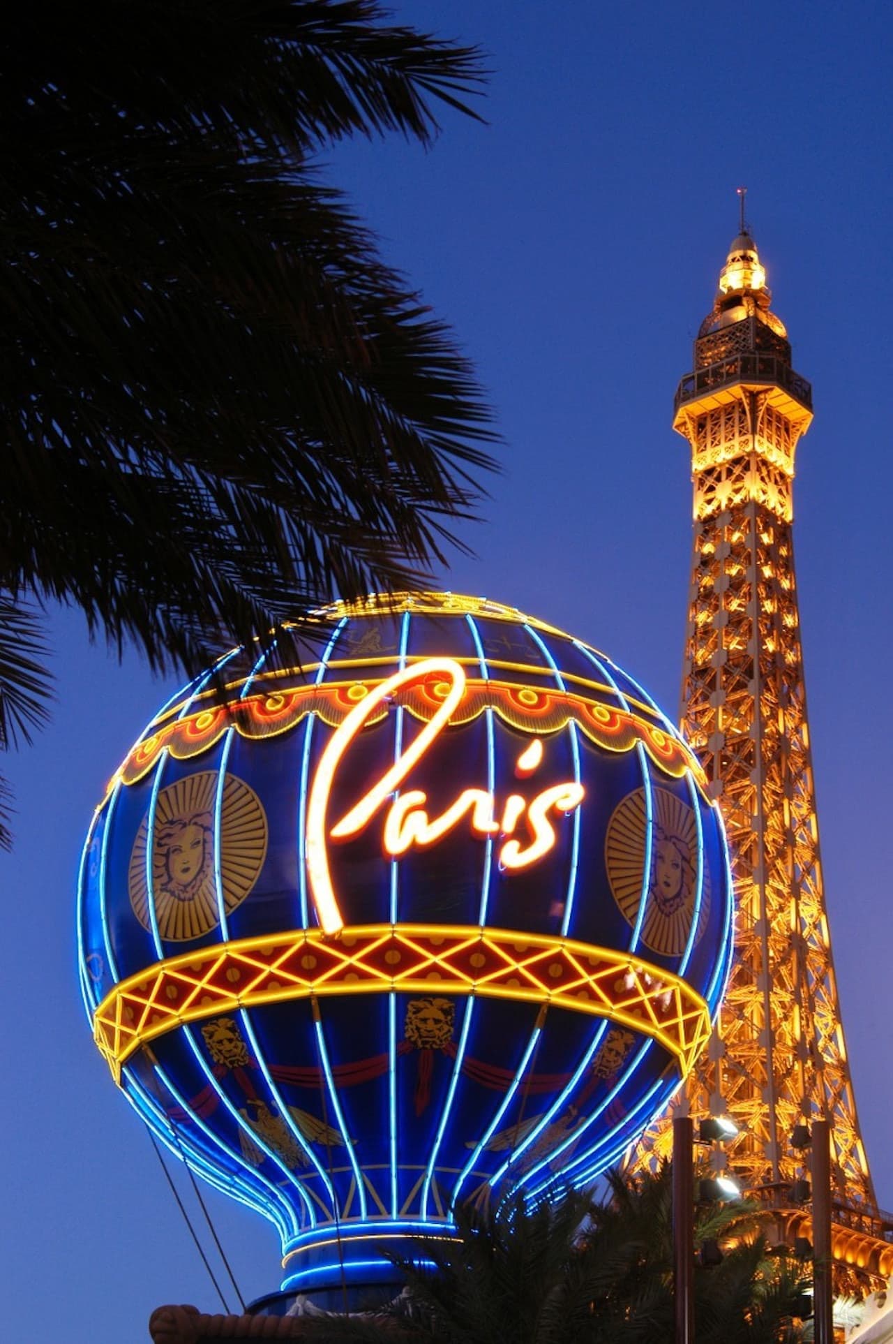The Eiffel Tower Experience Las Vegas - image 2