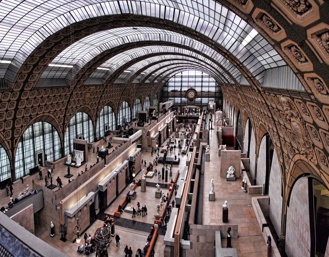 COMBO: Paris Museum Pass + Seine River Sightseeing Cruise by Bateaux Parisiens - image 3