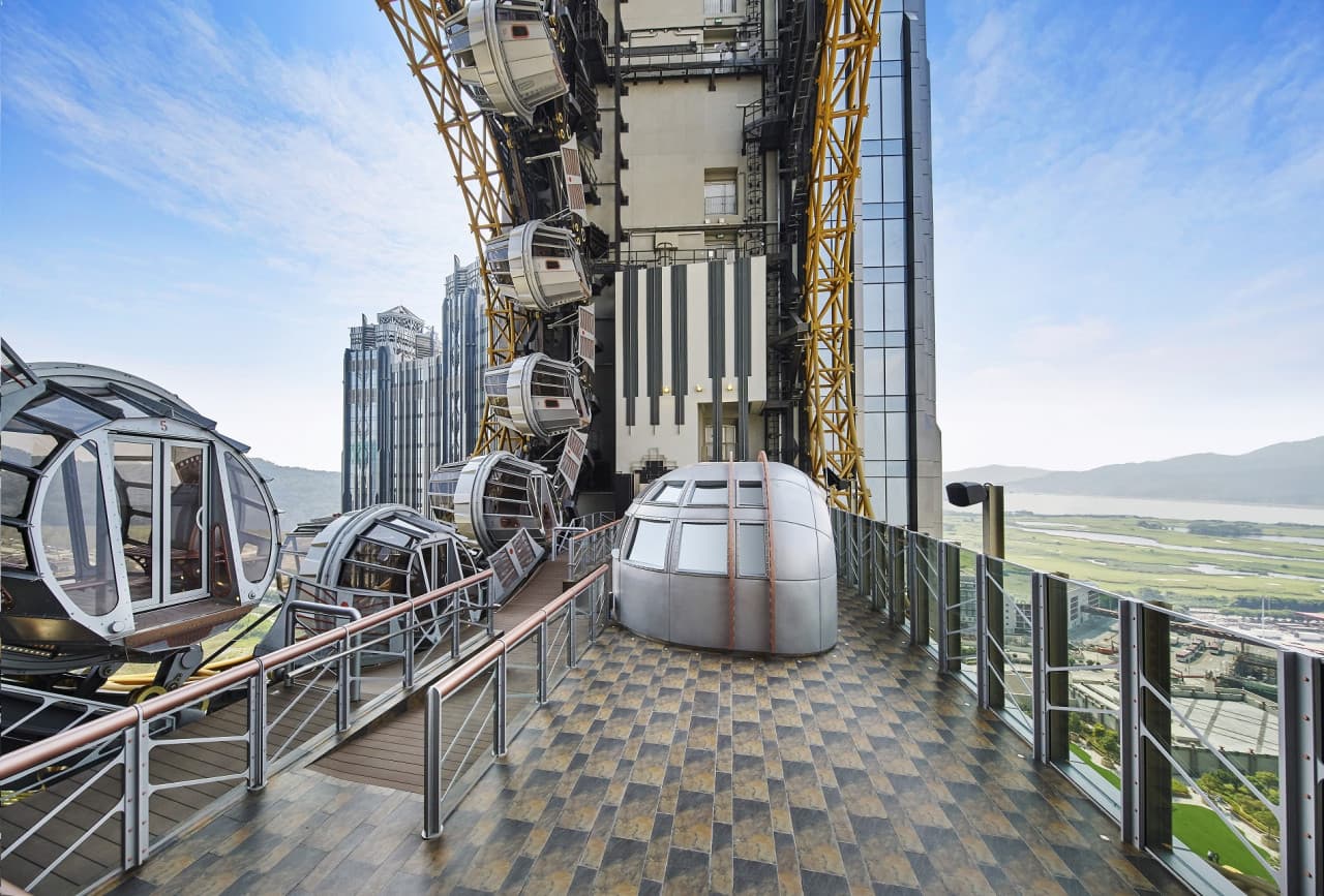 Studio City Macau Golden Reel Ferris Wheel - image 7