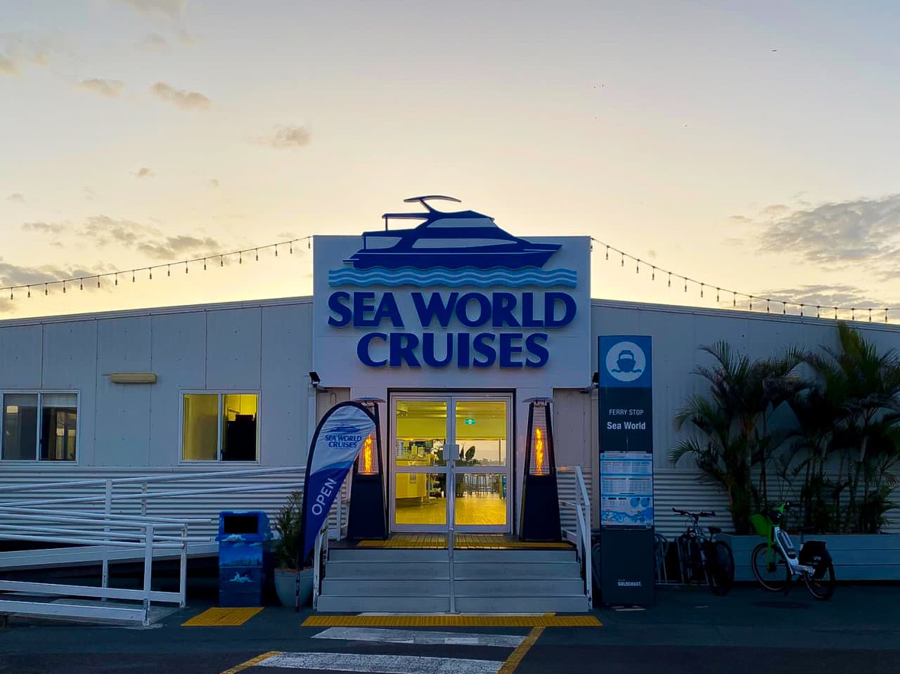 Gold Coast Buffet Dinner Cruise aboard Sea World Cruises - image 10