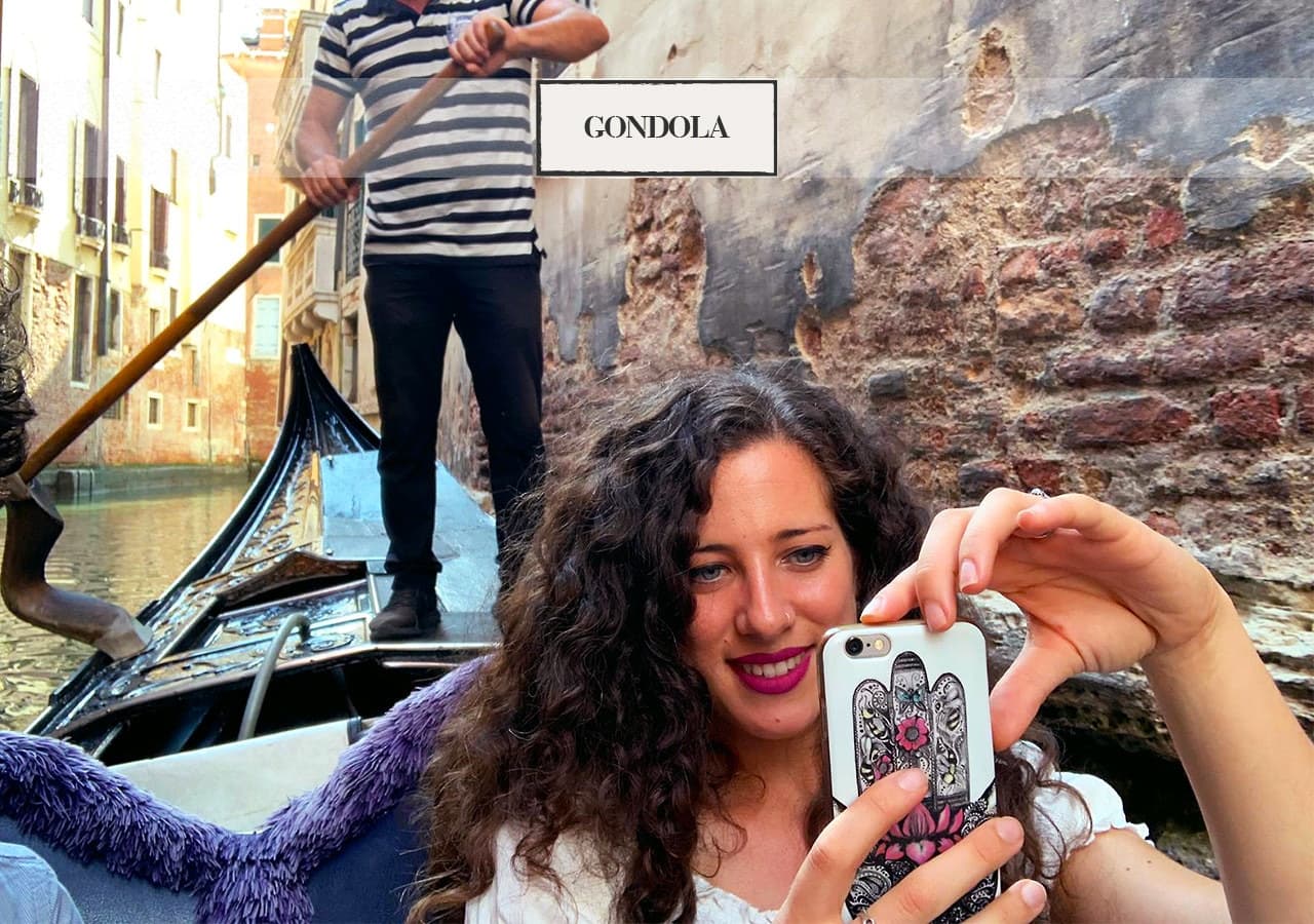 Venice: Gondola Ride with Live Commentary - image 2