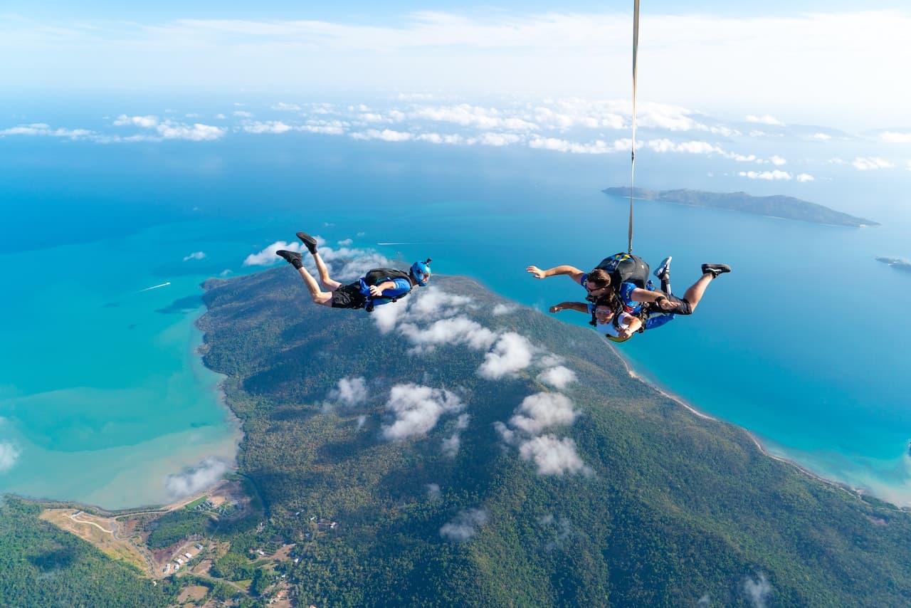 Tandem Skydiving Experience Airlie Beach - image 2
