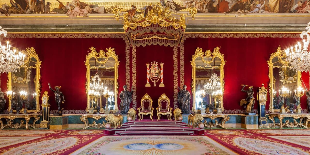 Madrid Highlights Tour with Prado Museum and Royal Palace Skip-the-Line Admission - image 7