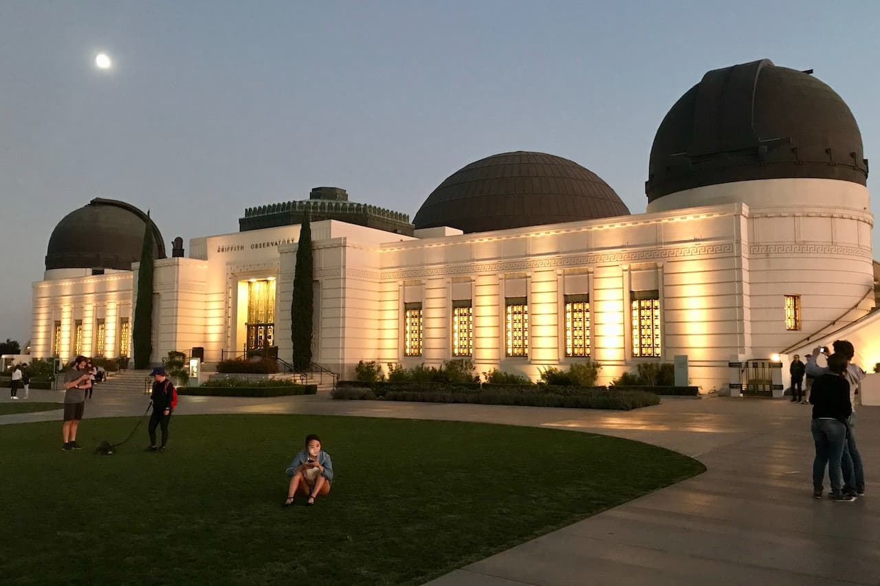 Griffith Park Hiking Tour with Hollywood Hills Views - image 7