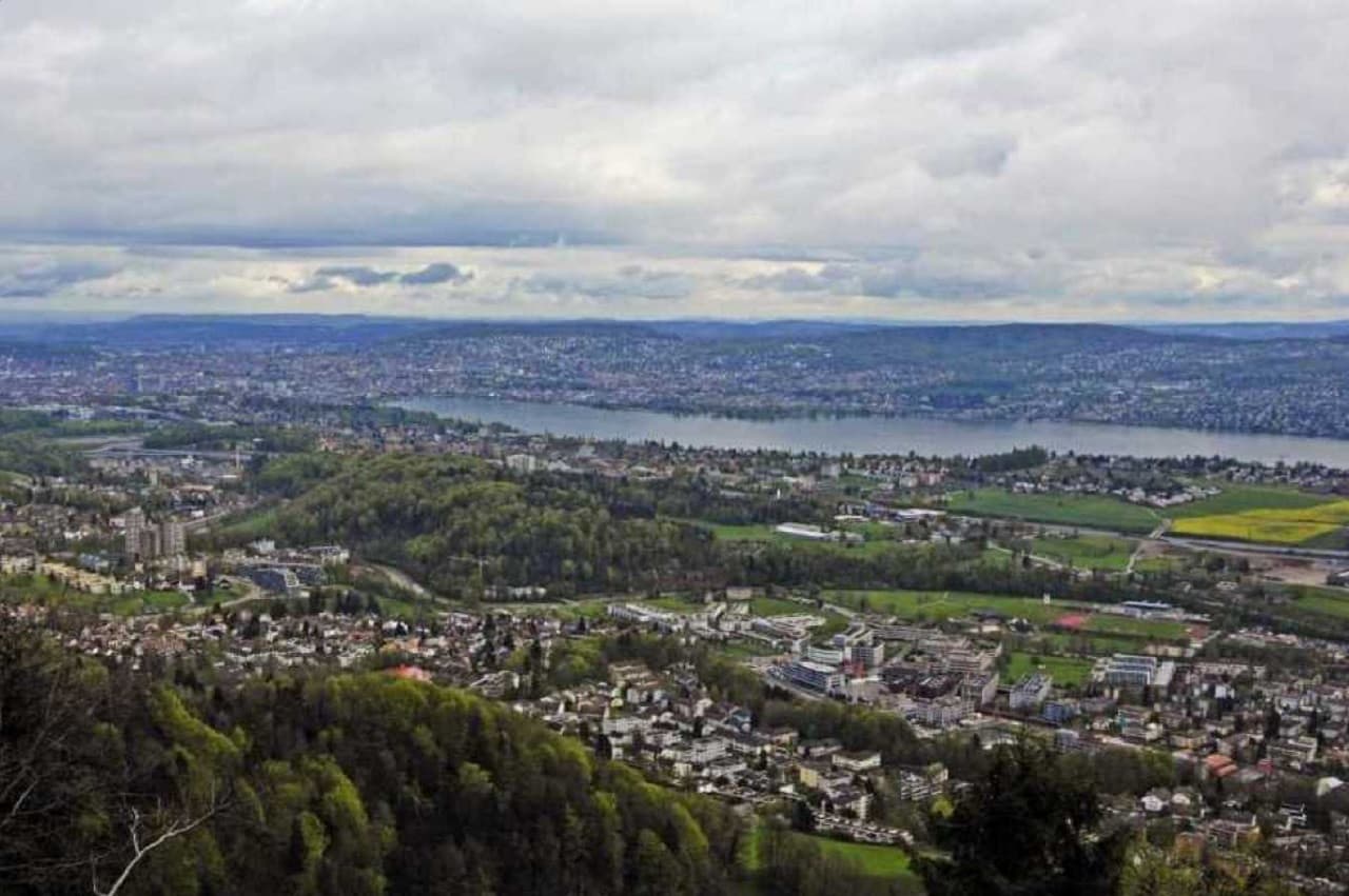 Tour por la ciudad de Zúrich con ferry y teleférico a Felsenegg - imagen 4