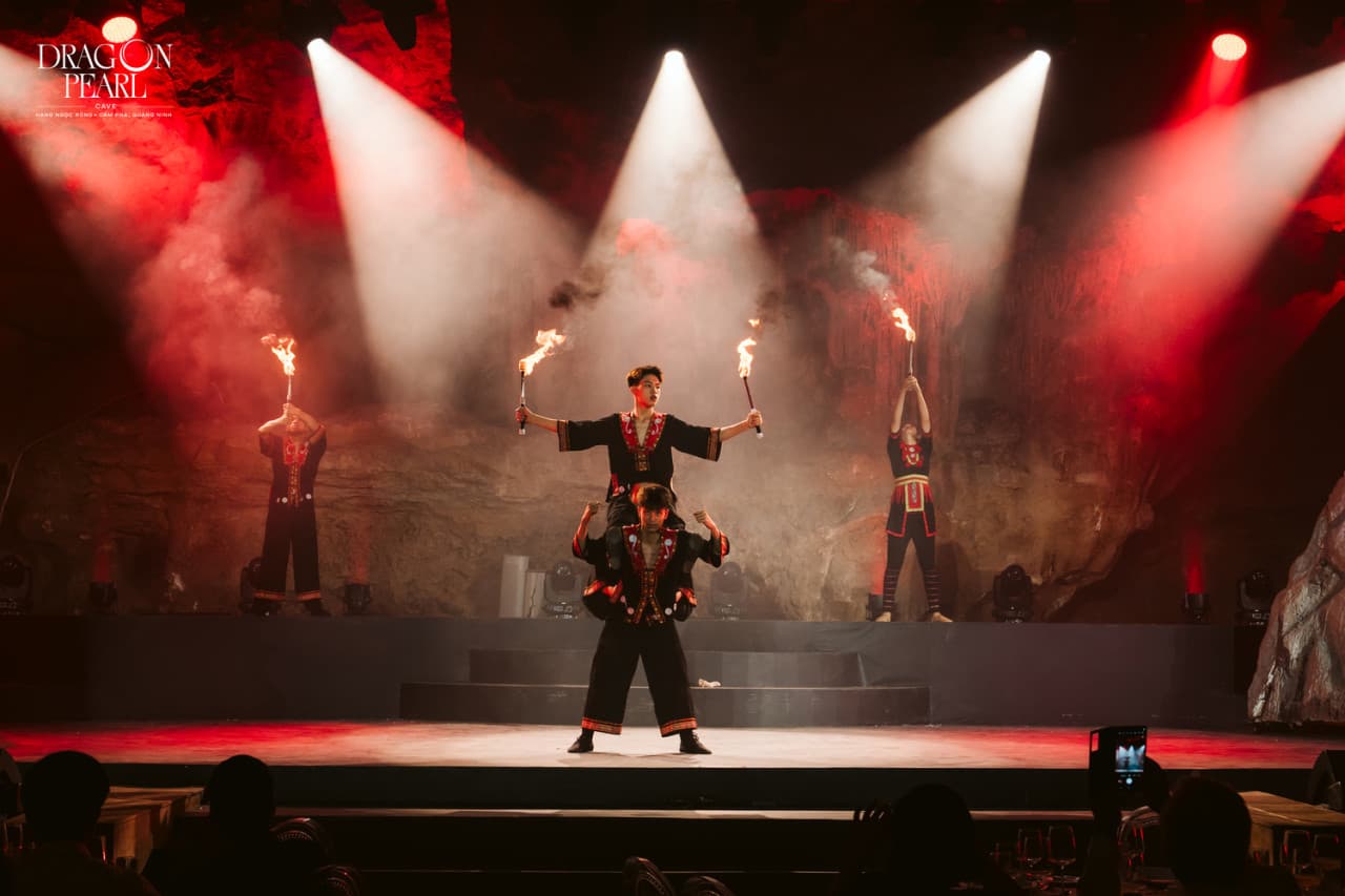 Dragon Pearl Cave Show and Dining Experience - image 7
