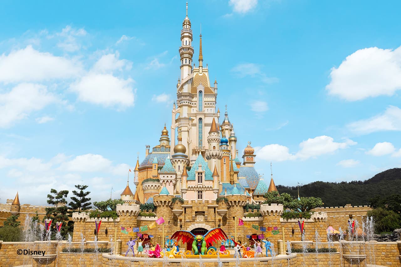 Hong Kong Disneyland Disney Premier Access Ticket - image 41