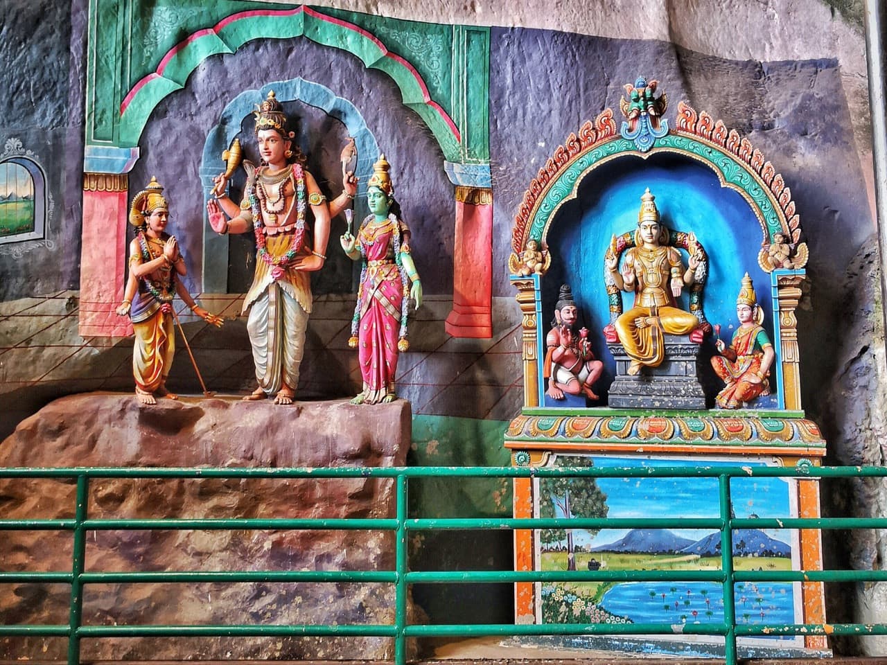 Batu Caves and Kuala Gandah Elephant Sanctuary Full-Day Tour from Kuala Lumpur - image 2