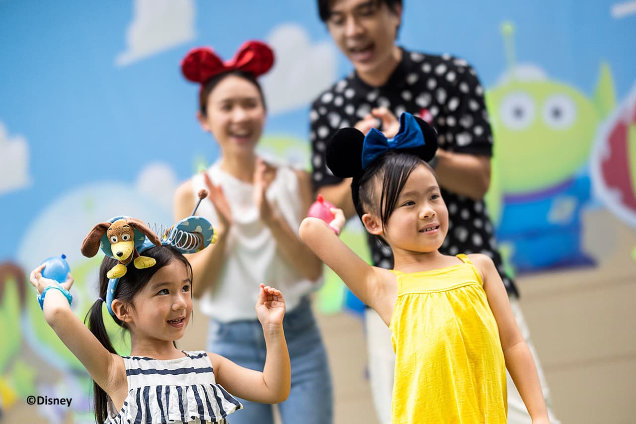 Hong Kong Disneyland Disney Premier Access Ticket - image 44