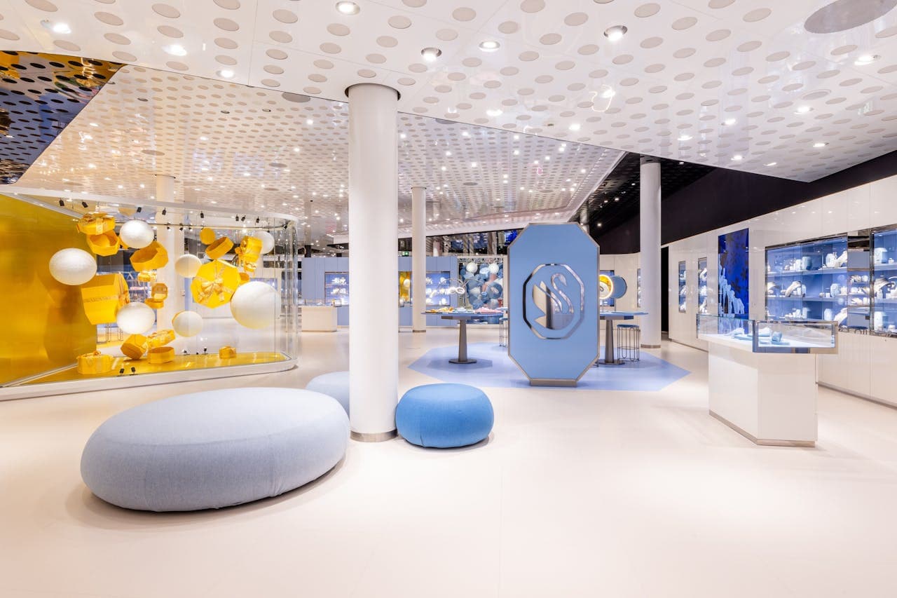 Swarovski Crystal Worlds - image 10