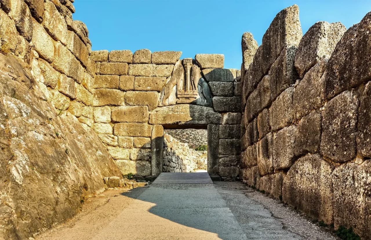 Mycenae Archaeological Site and Museum - image 7