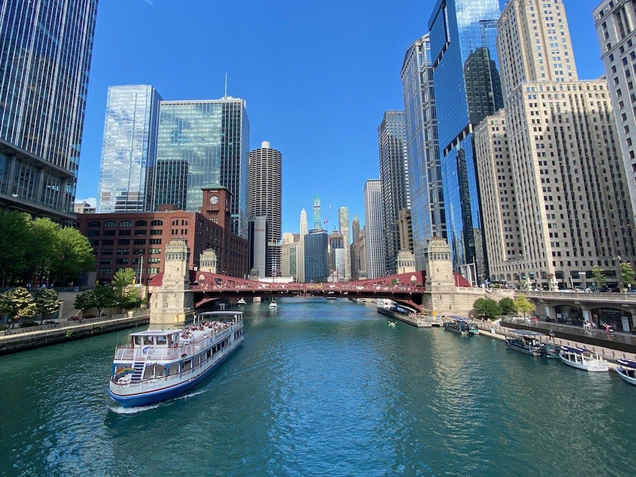 Chicago Architecture River Cruise Ticket - image 6