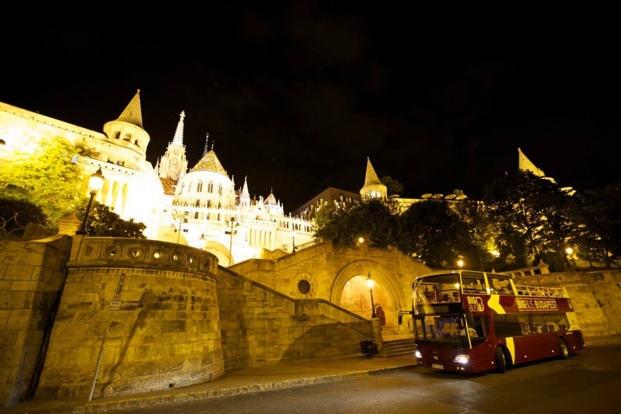 Big Bus Budapest Hop-on Hop-off Bus Tour - image 14
