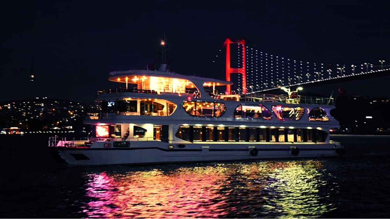 Bosphorus Dinner Cruise with Turkish Night Show - image 2