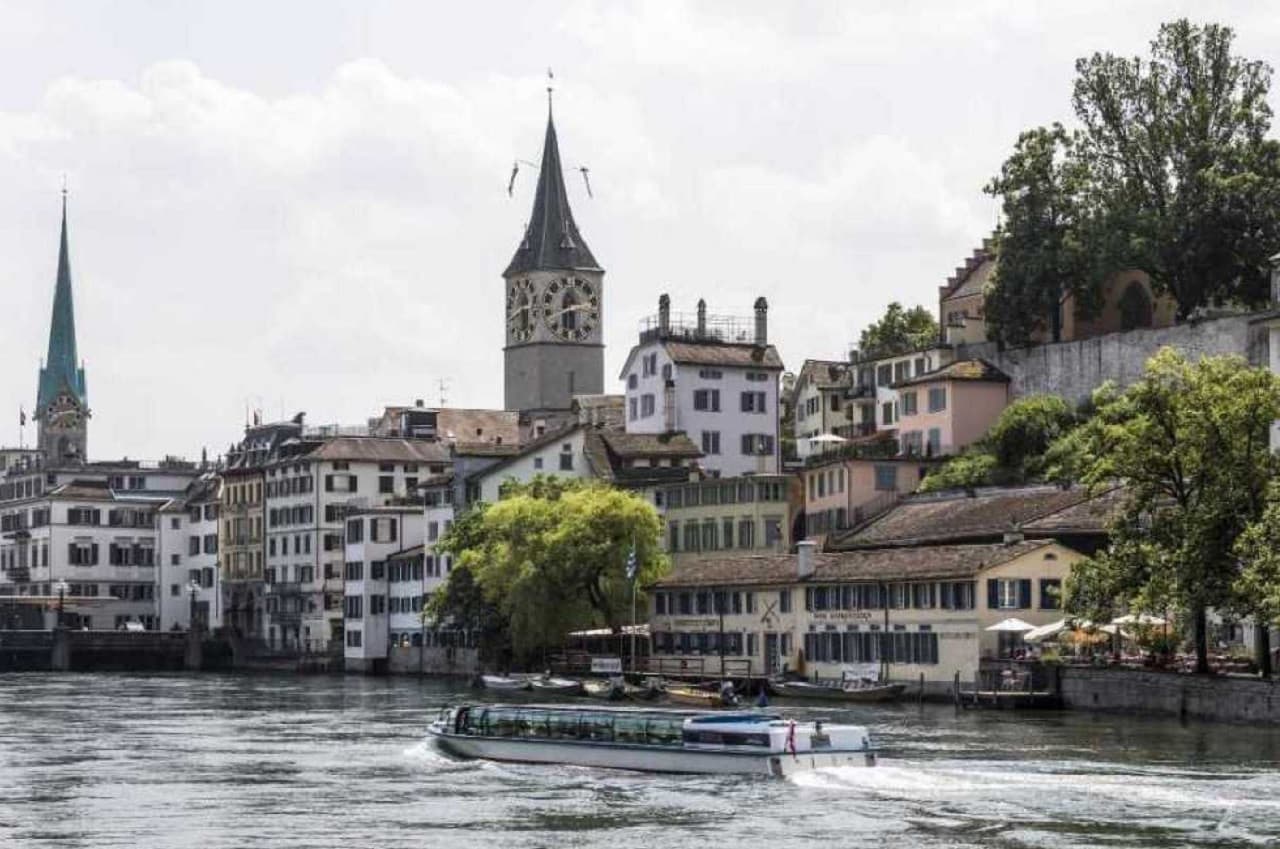 Tour por la ciudad de Zúrich con ferry y teleférico a Felsenegg - imagen 3