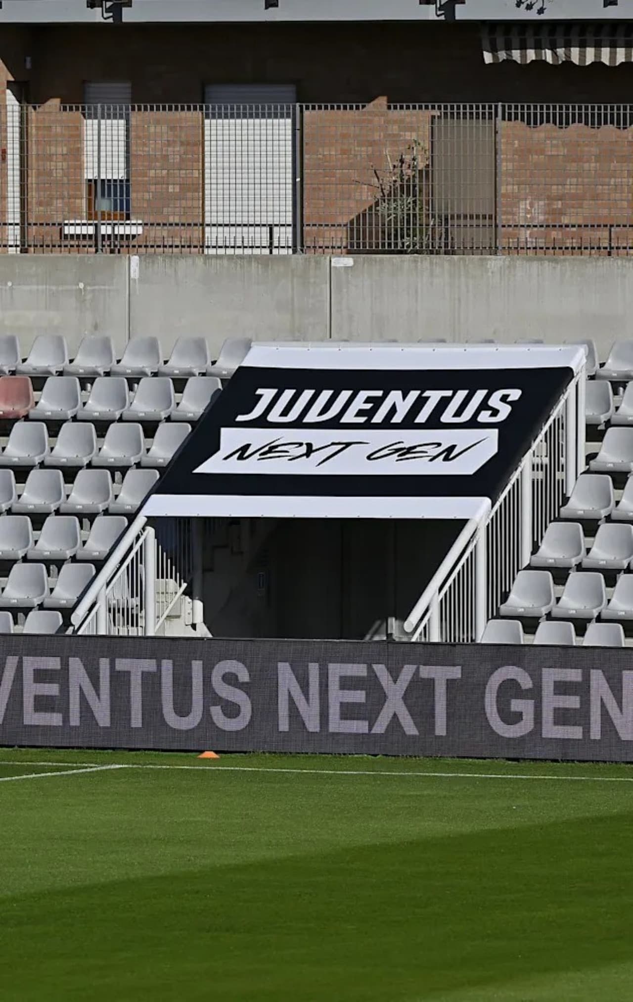 Italian Serie A Football  - Juventus FC Match Ticket at Allianz Stadium - image 2