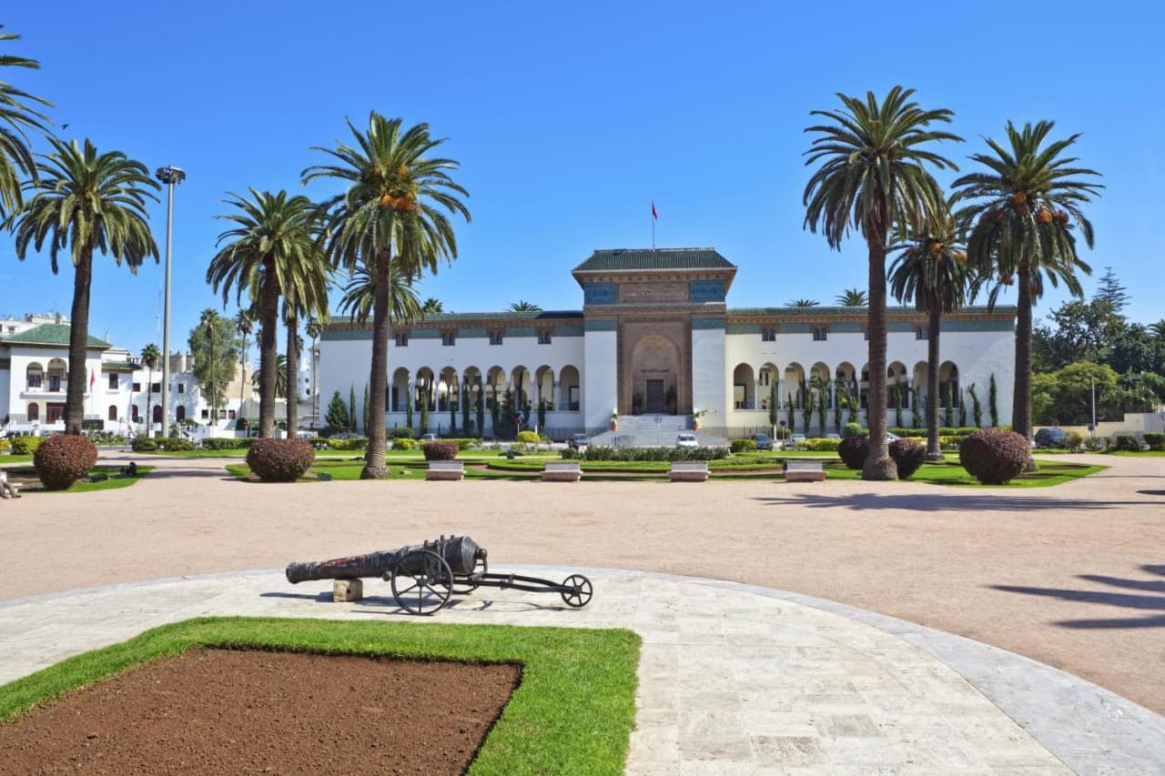 Casablanca Half-Day Tour: United Nations Square, Central Market, Royal Palace, Habbous Quarter - image 3