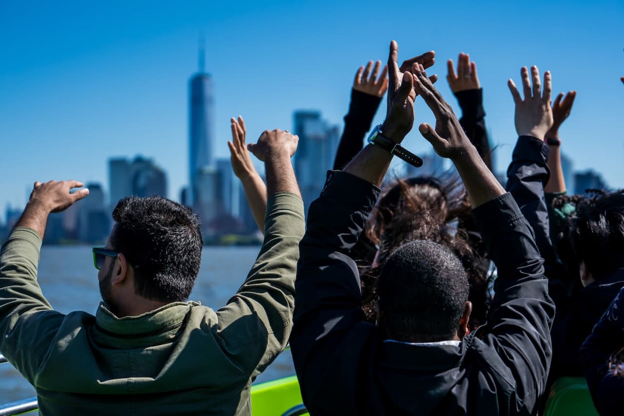 The Beast Speedboat Ride to Statue of Liberty by Circle Line: Reserved Straight-to-Board Ticket - imagen 4