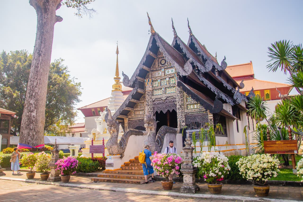 Chiang Mai Old City and Temples Walking Tour - imagen 7
