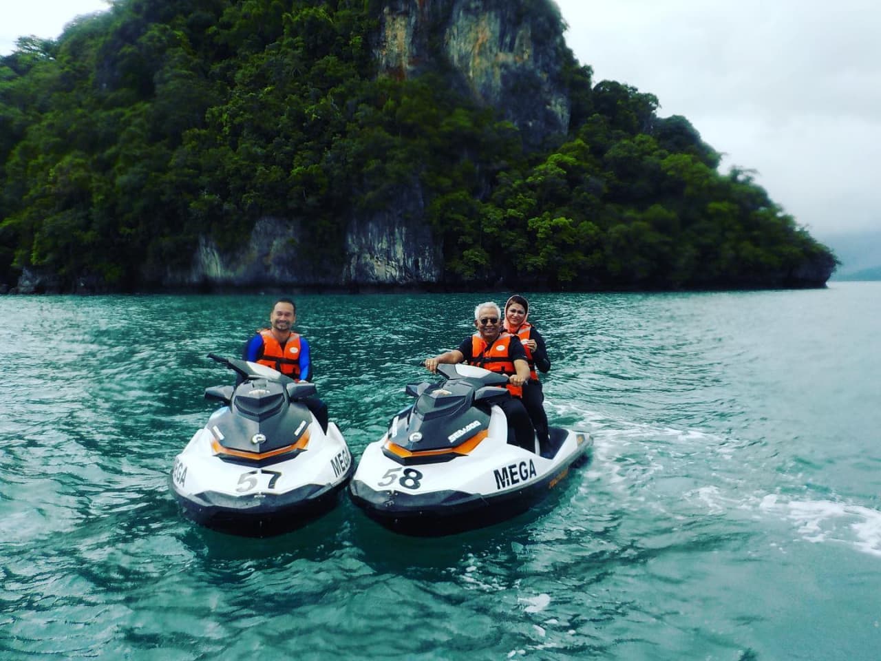 Langkawi Dayang Bunting Island Tour by Jet Ski with Mega Water Sports - image 17