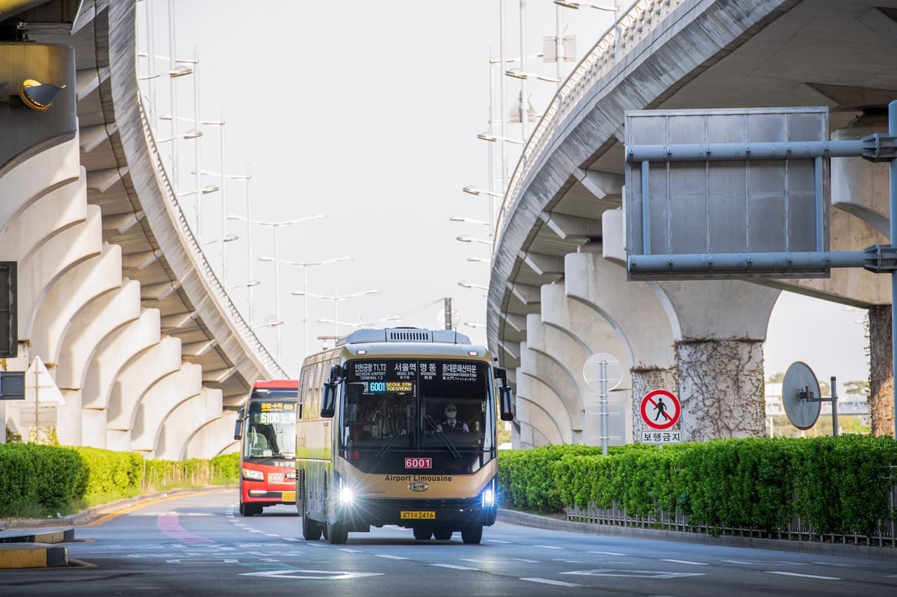 Traslados en autobús limusina del Aeropuerto Internacional de Incheon al centro de Seúl - imagen 2