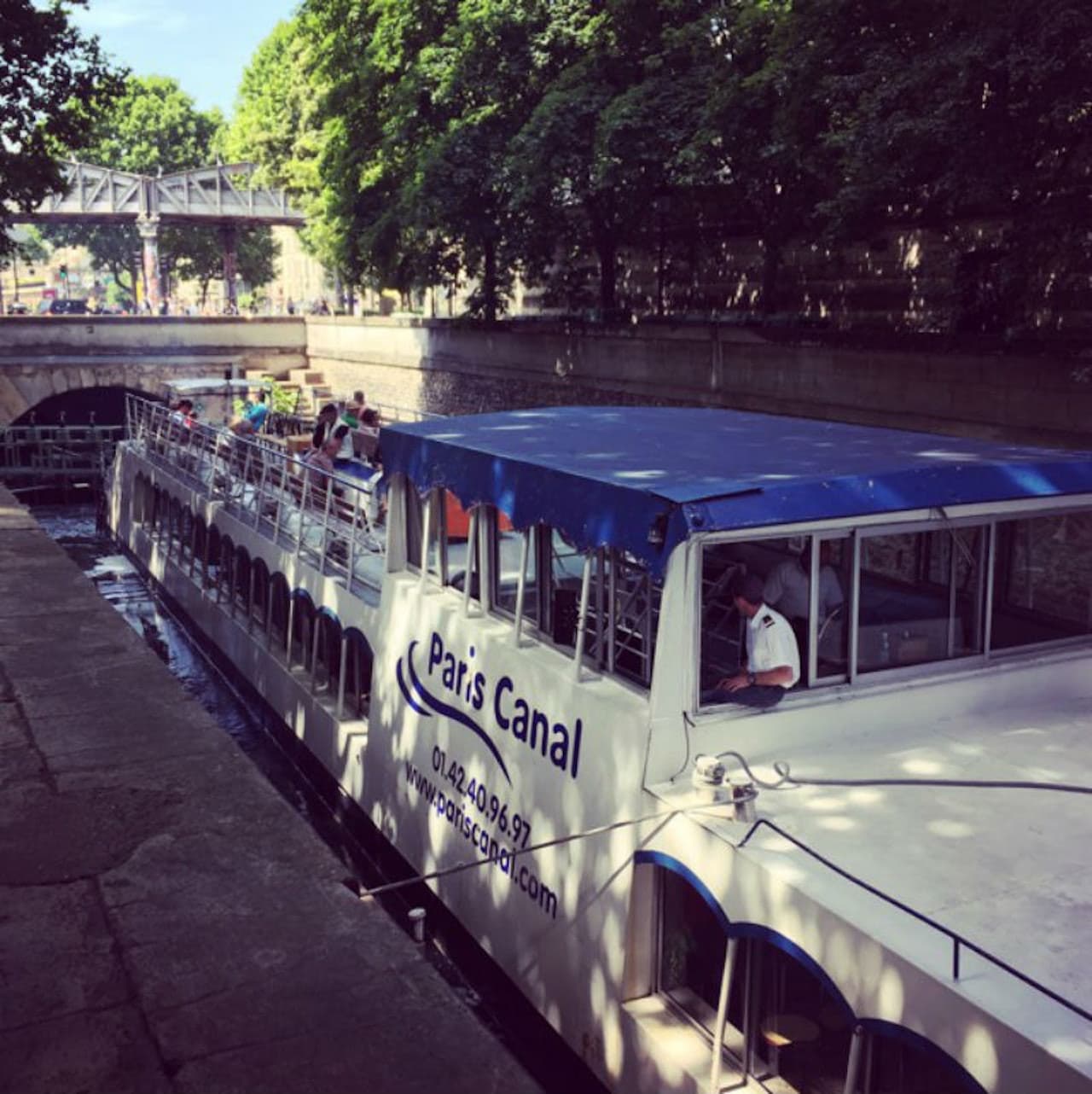Canal Saint-Martin Cruise - image 5