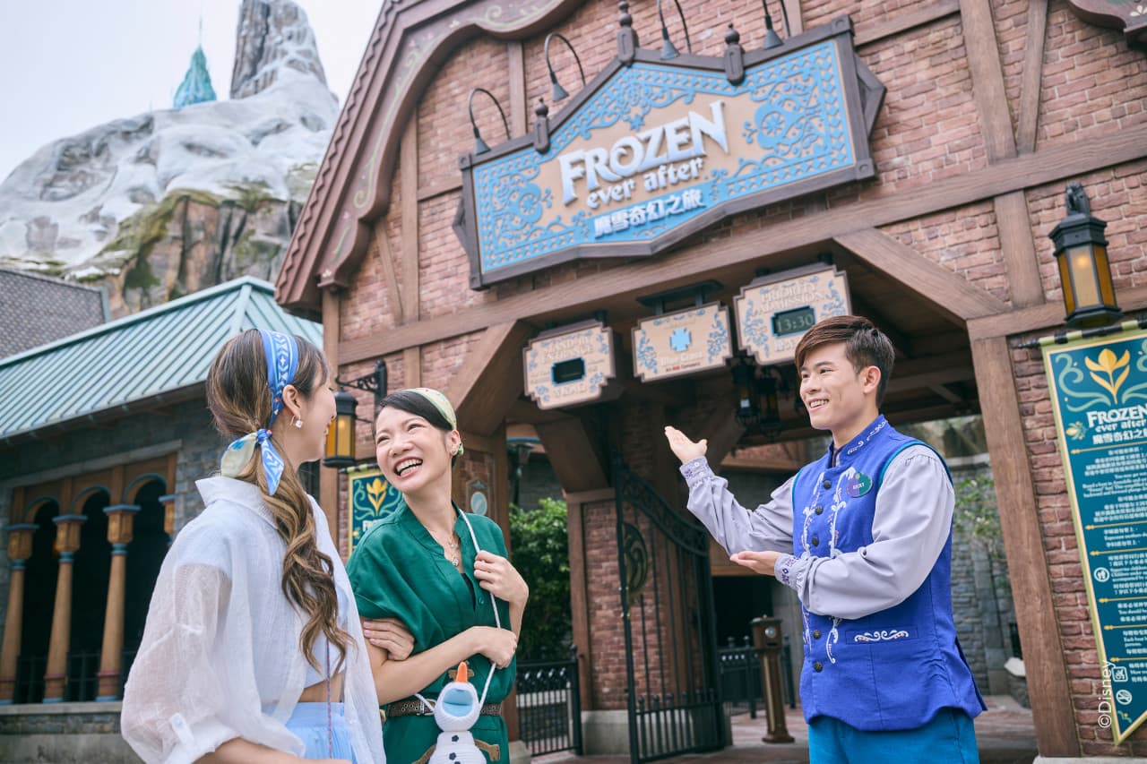 Hong Kong Disneyland Disney Premier Access Ticket - image 31