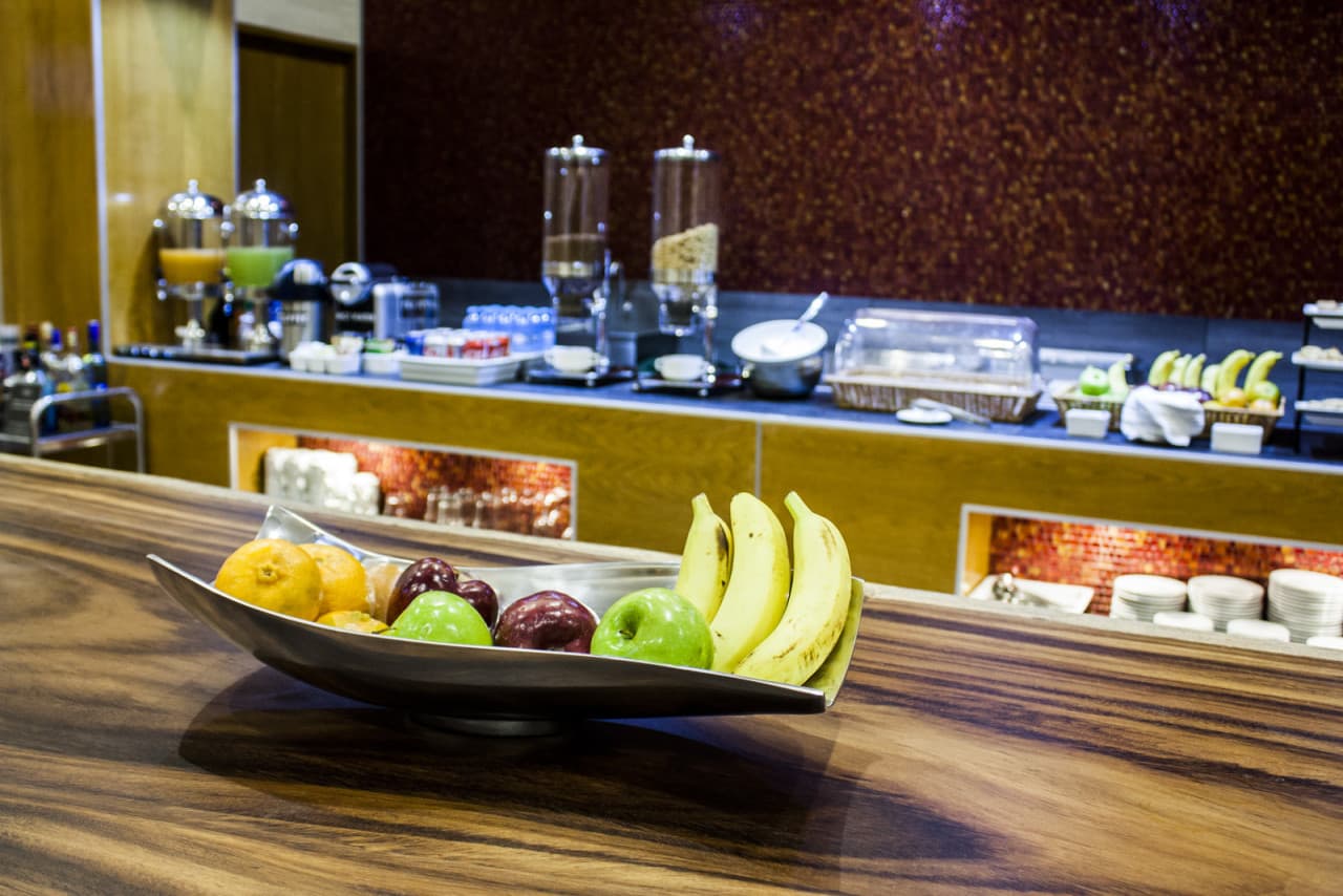 MERA Business Lounge - Cancun International Airport - image 13