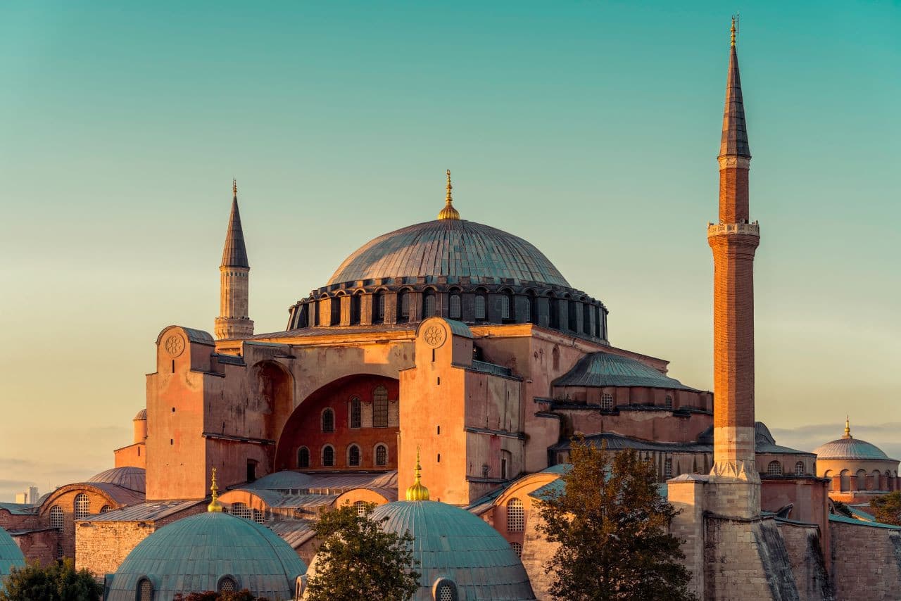 COMBO: Hagia Sophia Grand Mosque + Basilica Cistern + Galata Tower TIckets - image 2