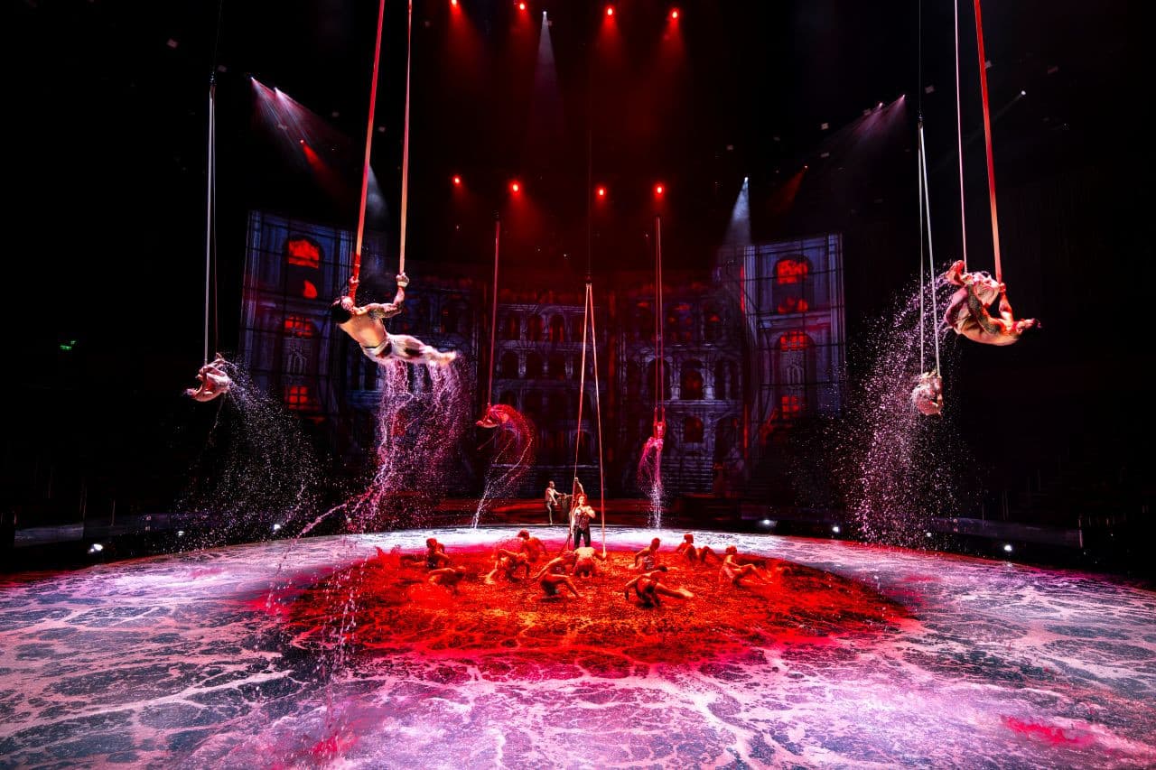 House of Dancing Water Show Ticket in Macau - image 4