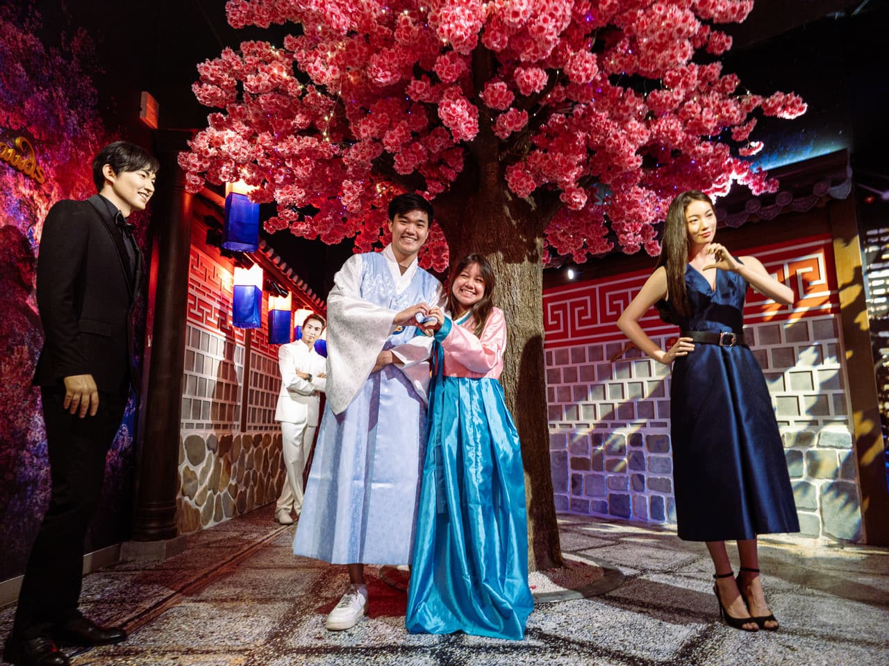 COMBO: Madame Tussauds Singapore + Skyline Luge Singapore Ticket - image 15