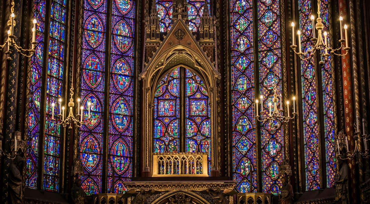 Sainte-Chapelle Tour with English Live Commentary & Reserved Entry - image 3