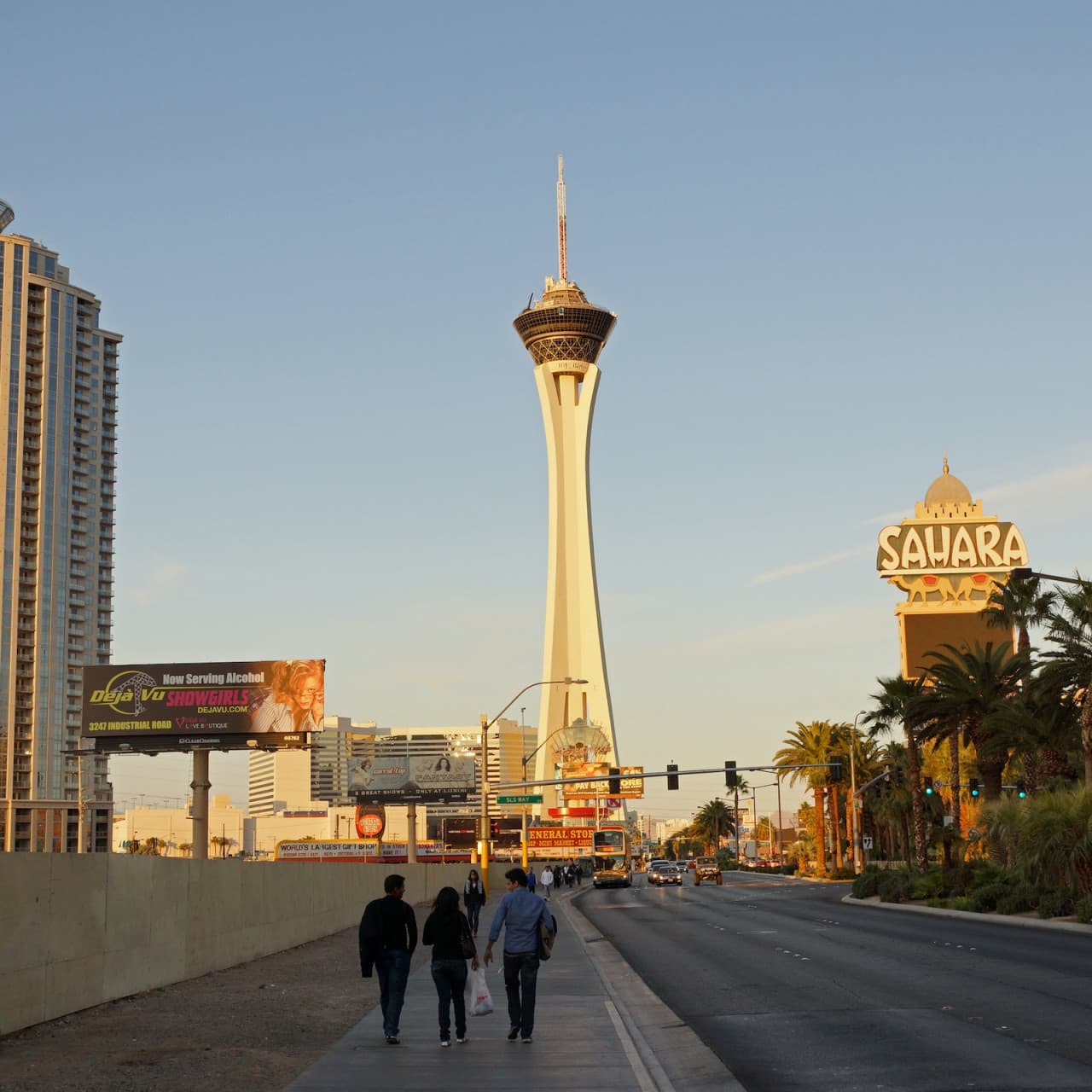 SkyPod, SkyJump y atracciones extremas en The STRAT Tower - imagen 7