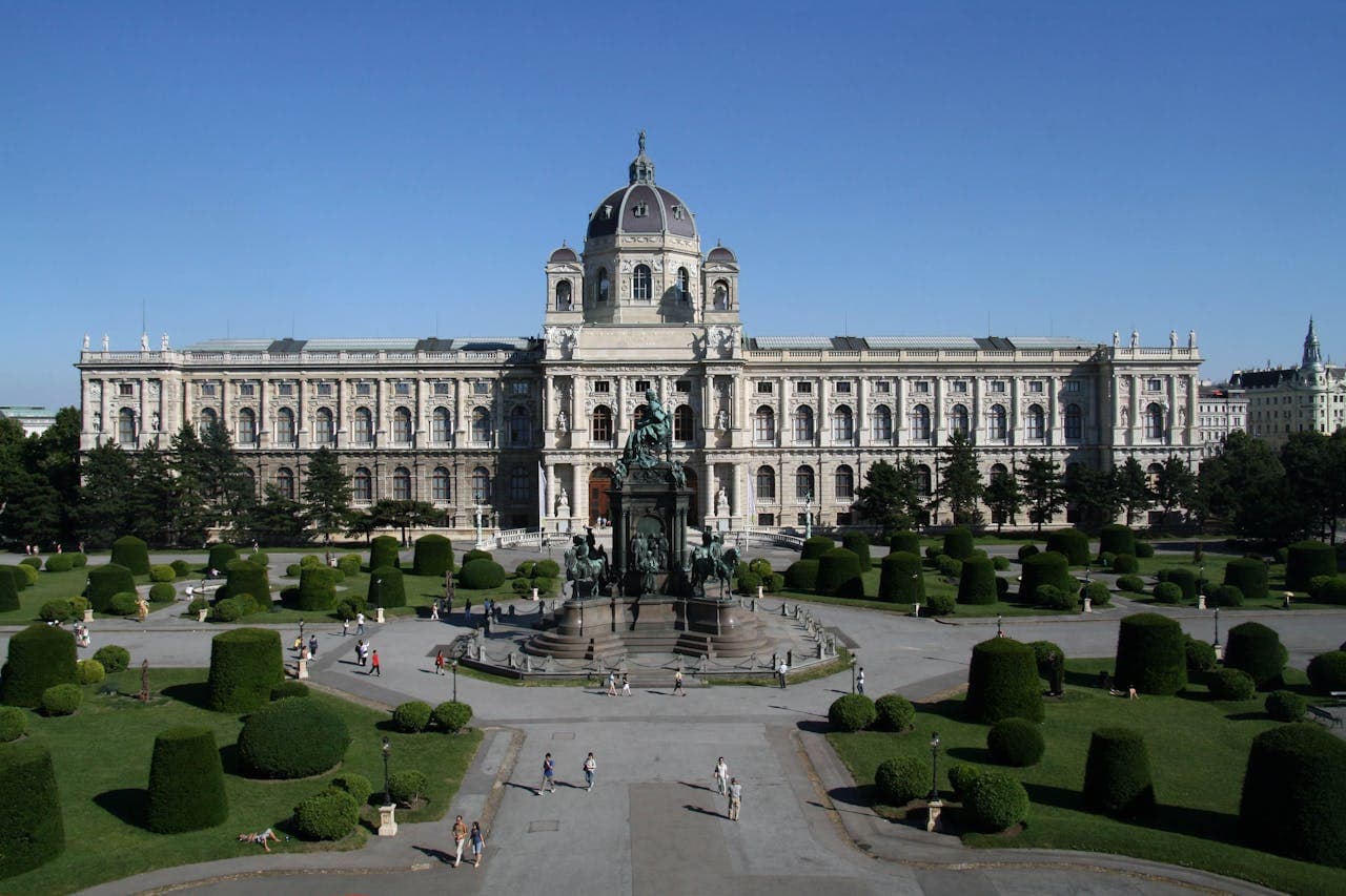 Kunsthistorisches Museum (Art History Museum) - image 5