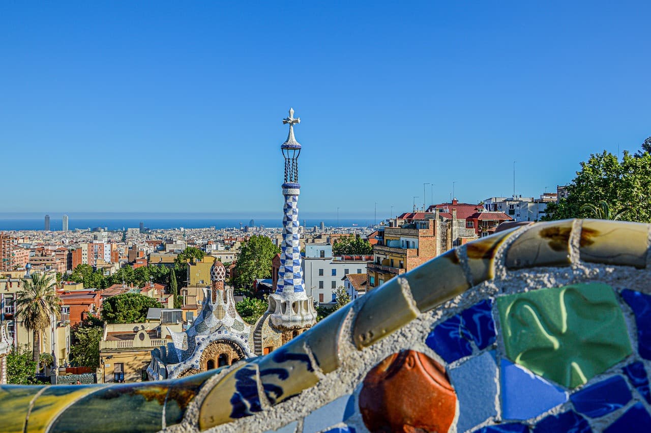 Park Guell Skip-the-Line Guided Tour in English, Mandarin, Korean - main image