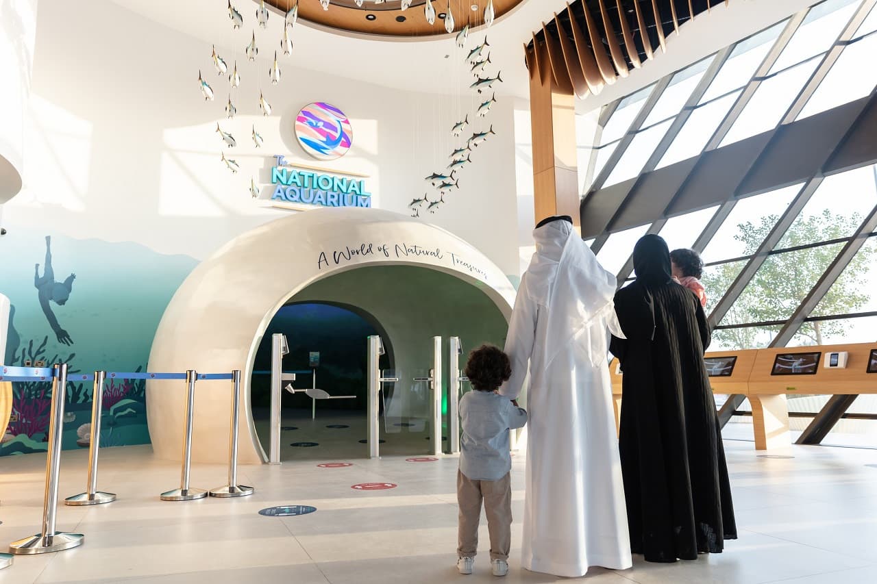 COMBO: The National Aquarium + Louvre Abu Dhabi Tickets - image 6