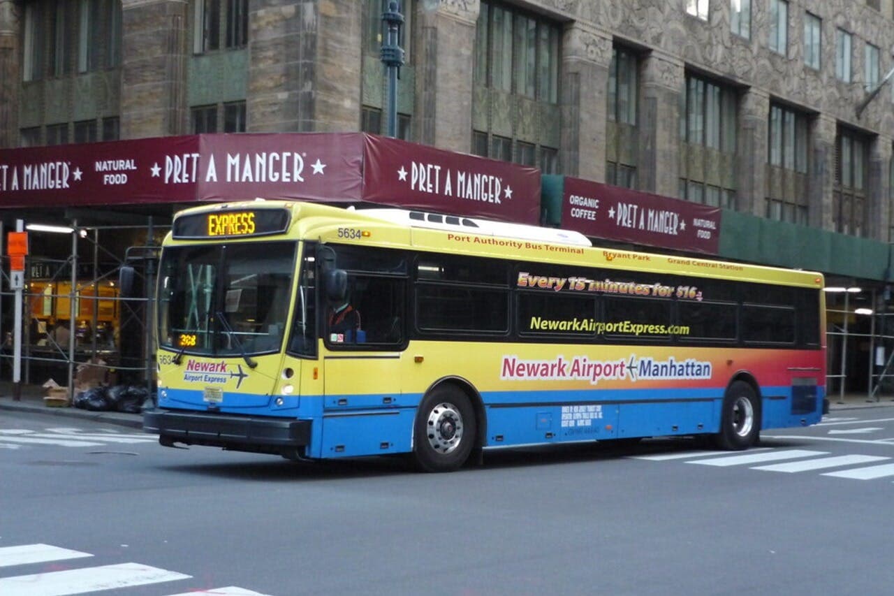 Manhattan: Bus Transfer from/to Newark Airport - image 3