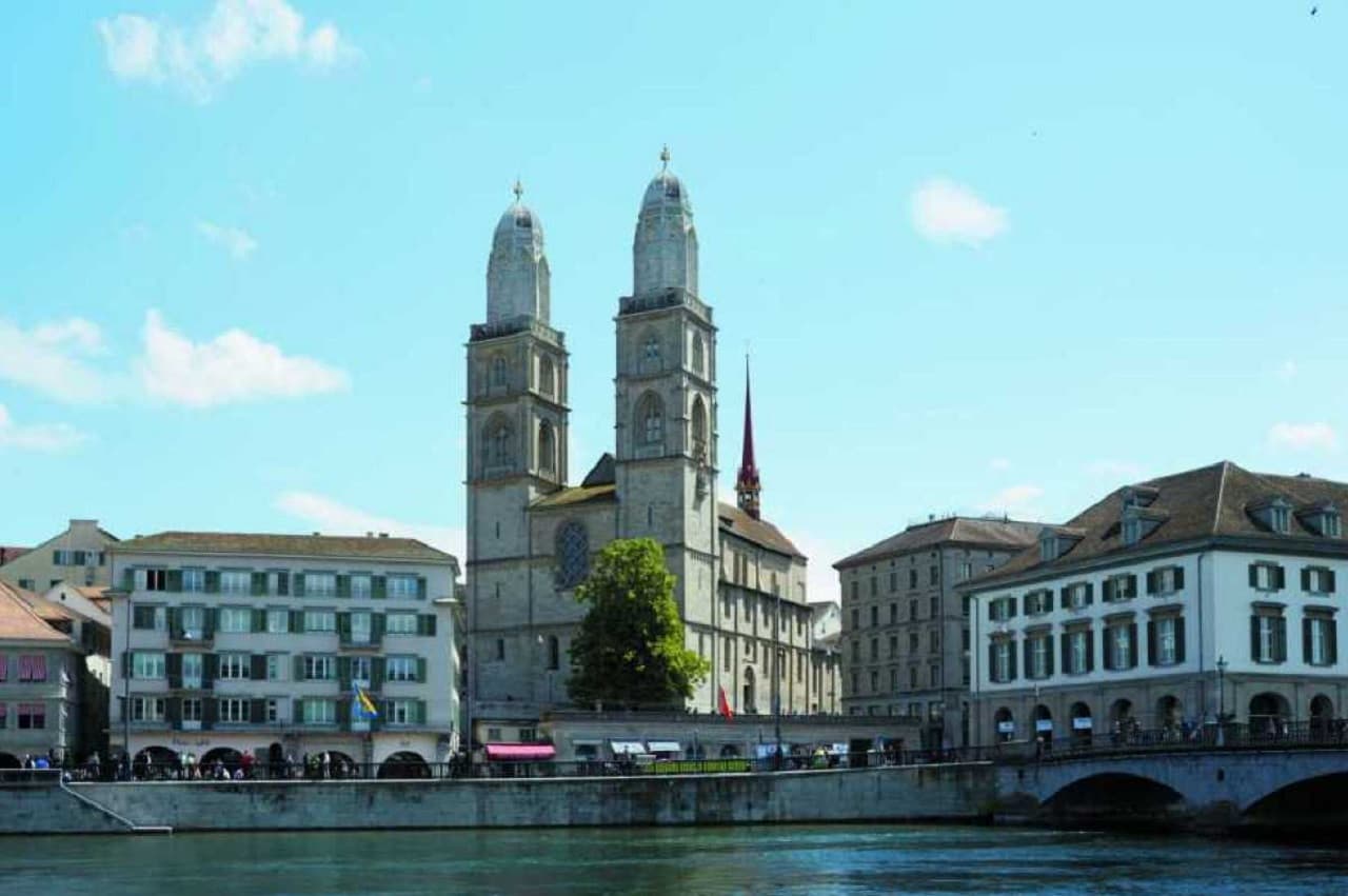 Tour por la ciudad de Zúrich con ferry y teleférico a Felsenegg - imagen 7